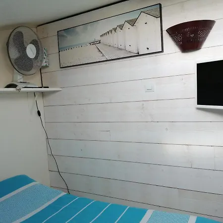 Les Lavandines Holiday home *